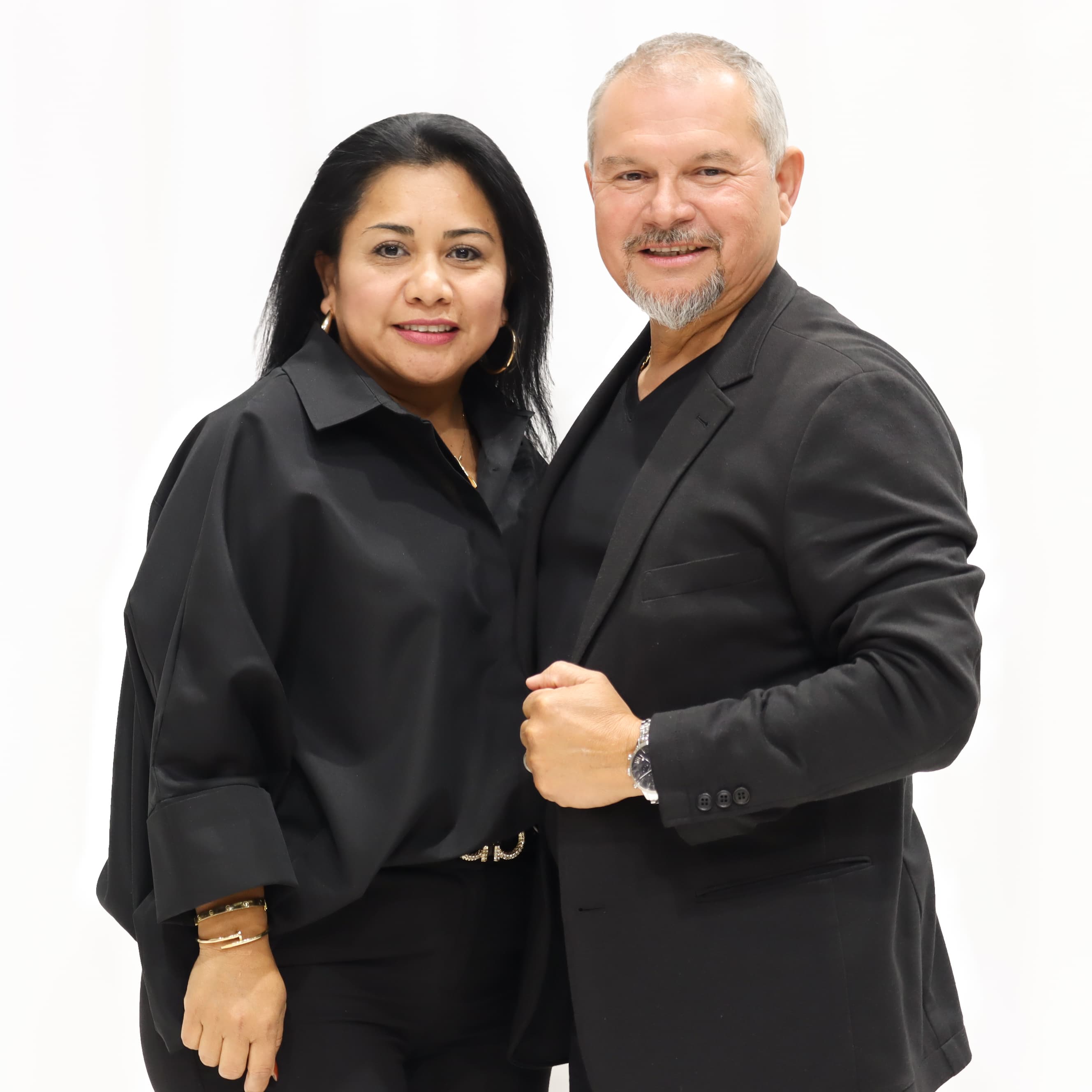 Ángel Mejía y Lizbeth Valdovinos